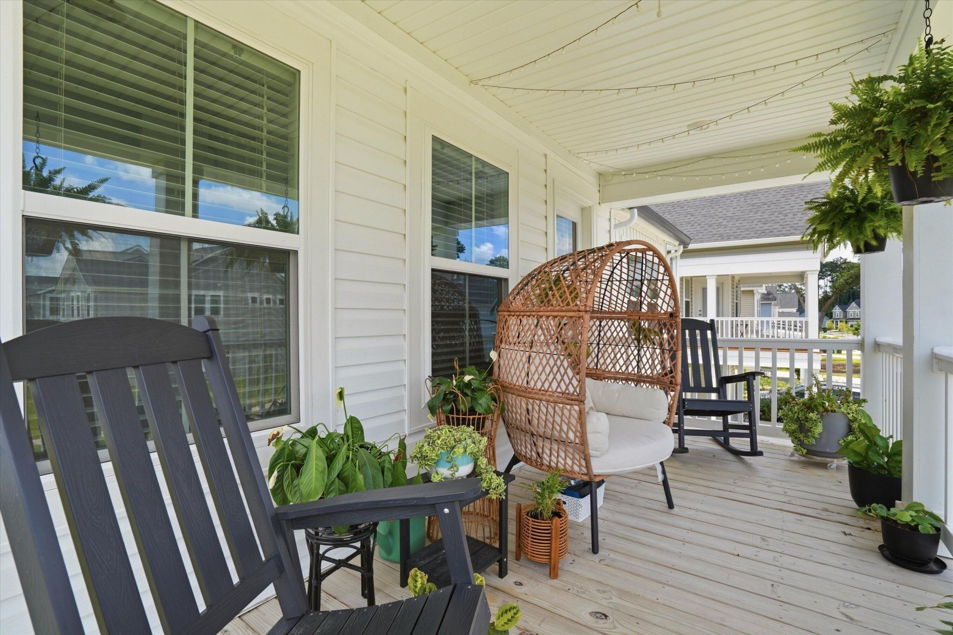96 Red Bluff Street Photo 6