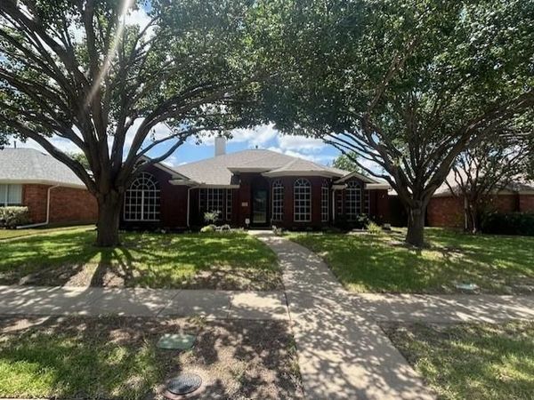 748 Summerfield Drive, Allen, TX 75002