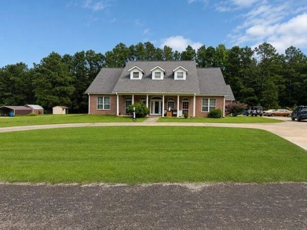 375 Roma Road , Waskom, TX 75692