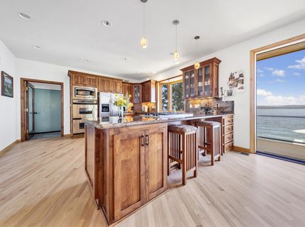 6985 Highway 147, Lake Almanor, CA 96137 Photo