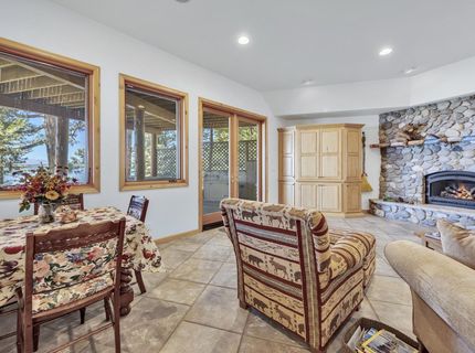 6985 Highway 147, Lake Almanor, CA 96137 Photo