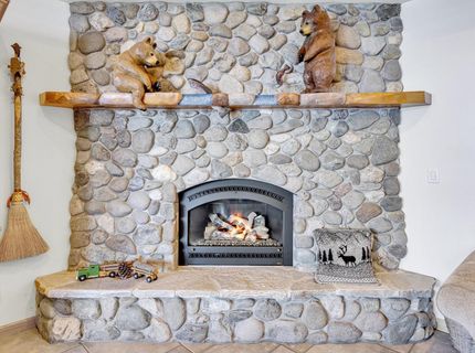 6985 Highway 147, Lake Almanor, CA 96137 Photo