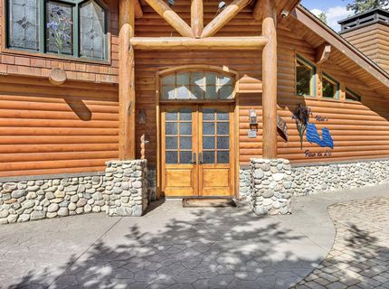 6985 Highway 147, Lake Almanor, CA 96137 Photo