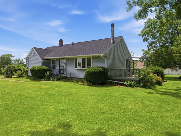 2017 Colona Road , East Moline, IL 61244
