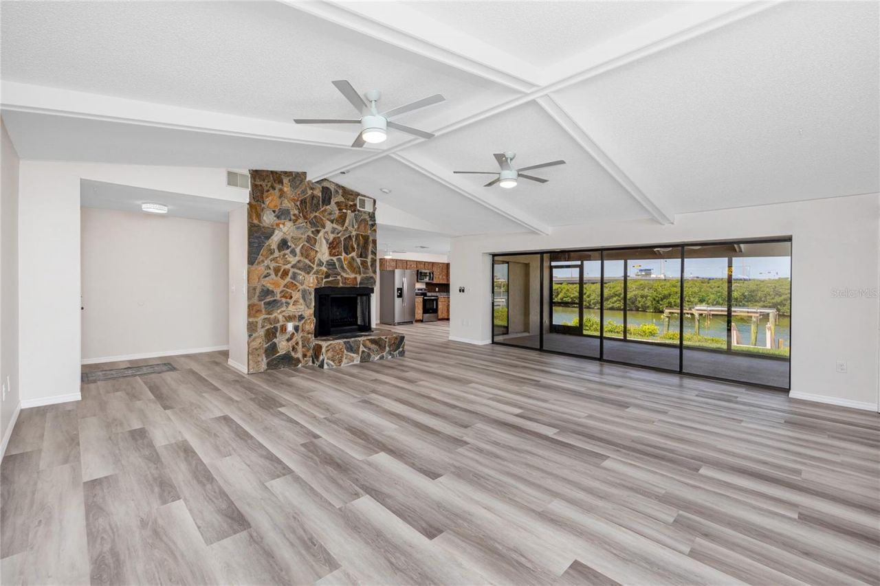 8046 Bayhaven Drive , Seminole, FL 33776 Photo