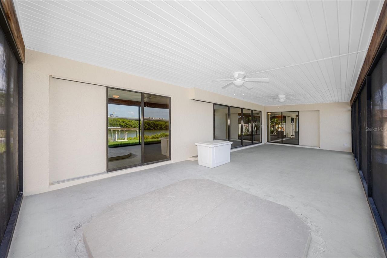 8046 Bayhaven Drive , Seminole, FL 33776 Photo
