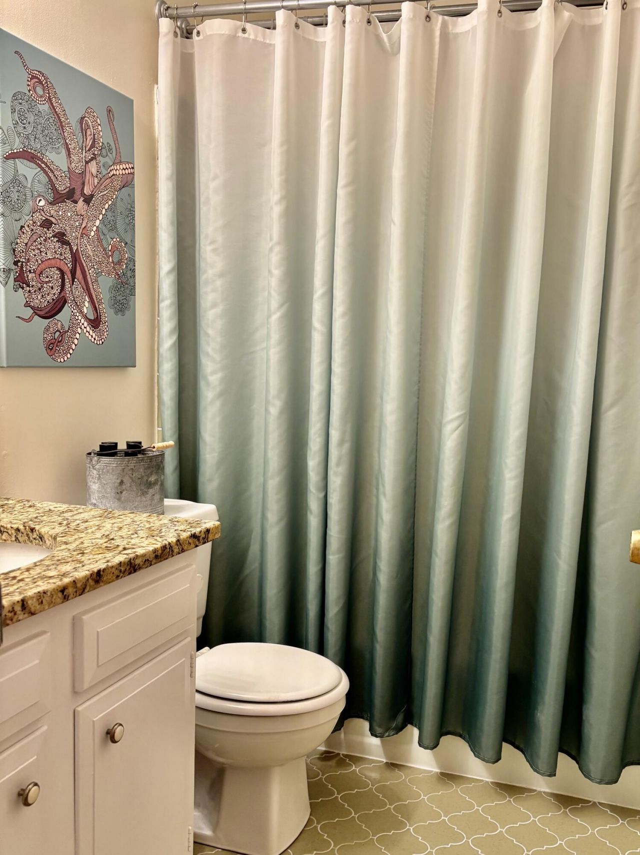 108 Stanford Court Photo 16
