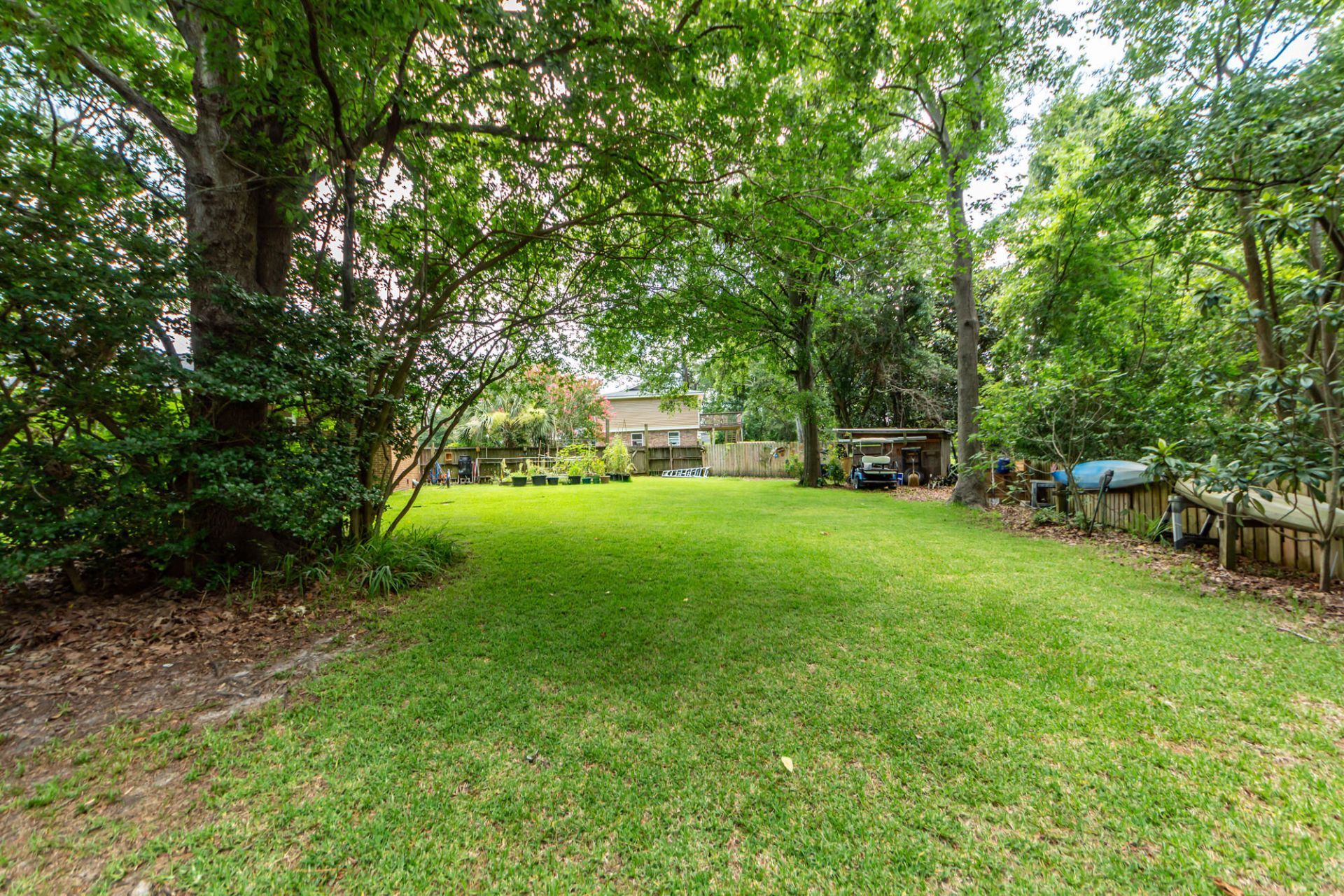 108 Stanford Court Photo 32