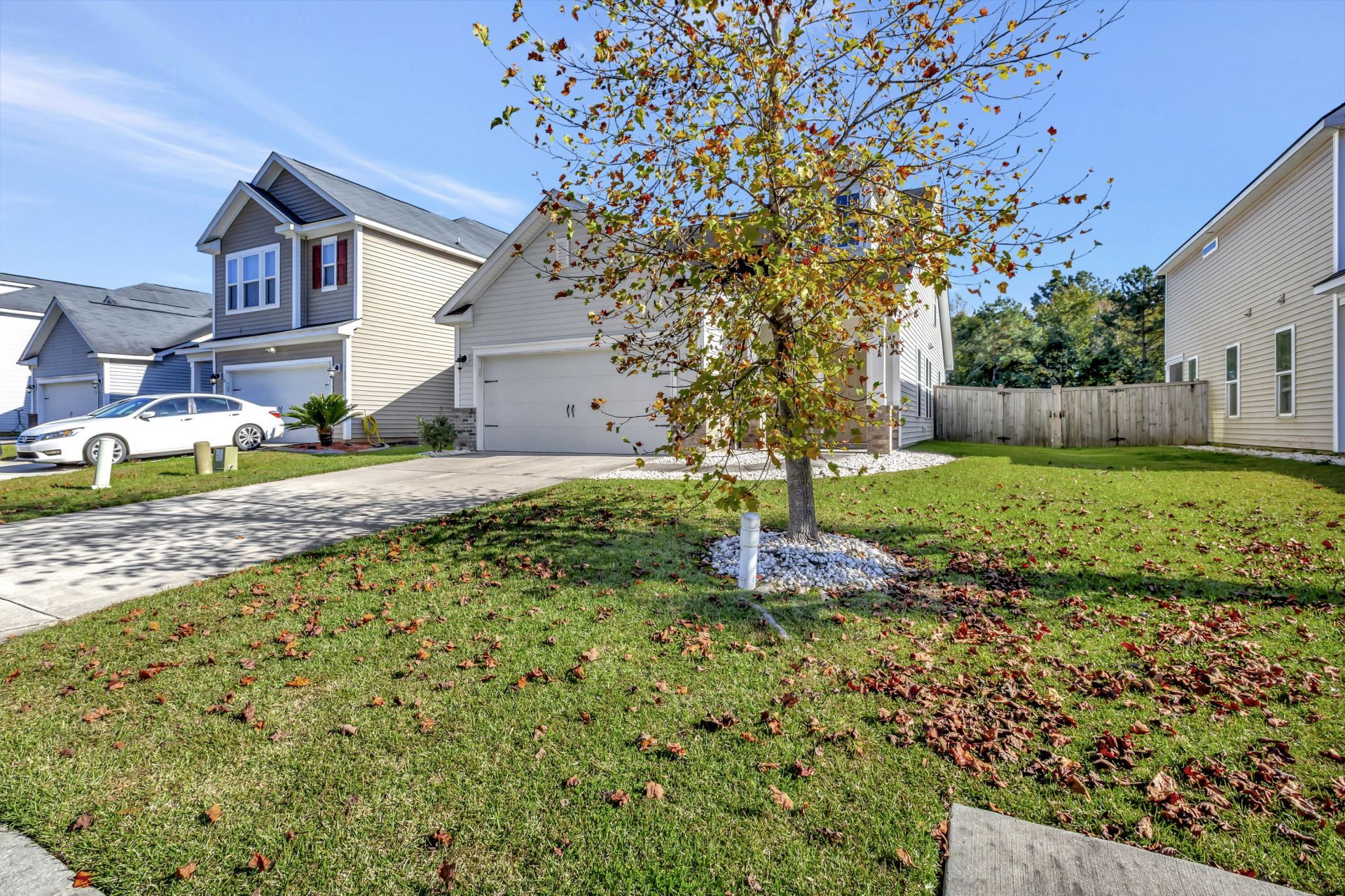 1689 Eider Down Drive Photo 35