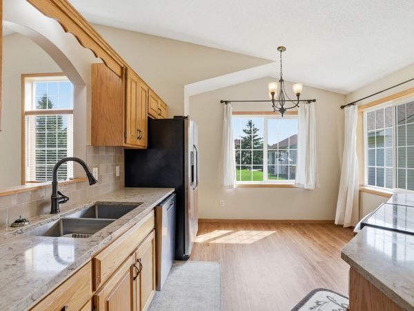 1761 Ojibway Drive, Centerville, MN 55038