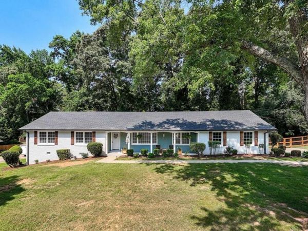 1256 Longwood Drive SW, Marietta, GA 30008