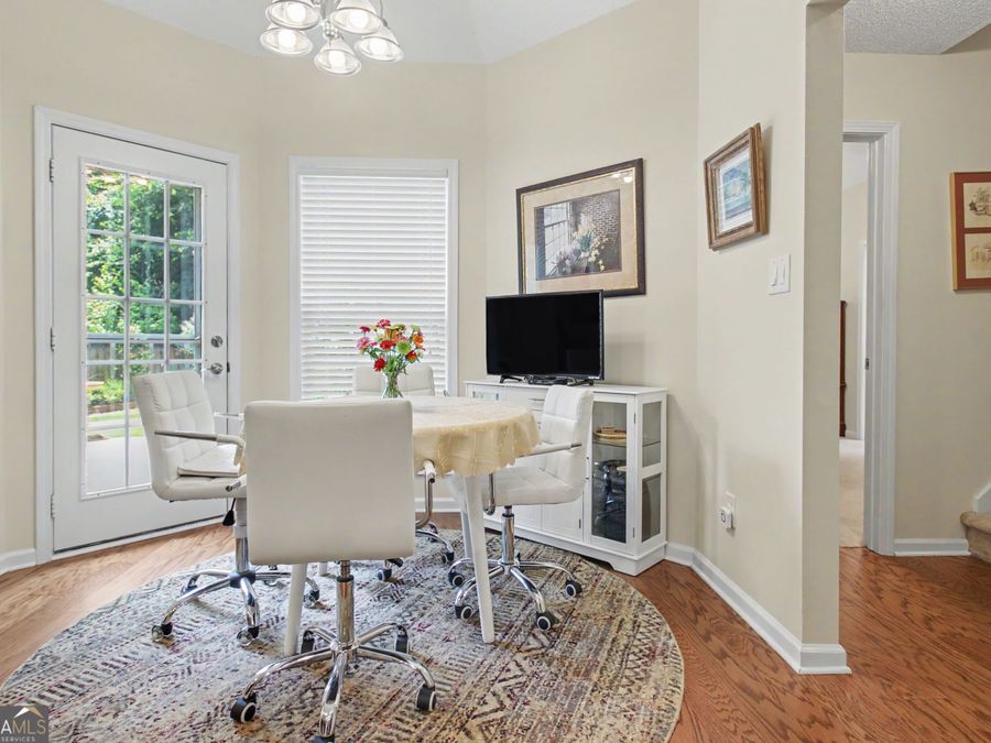 Property Image 28