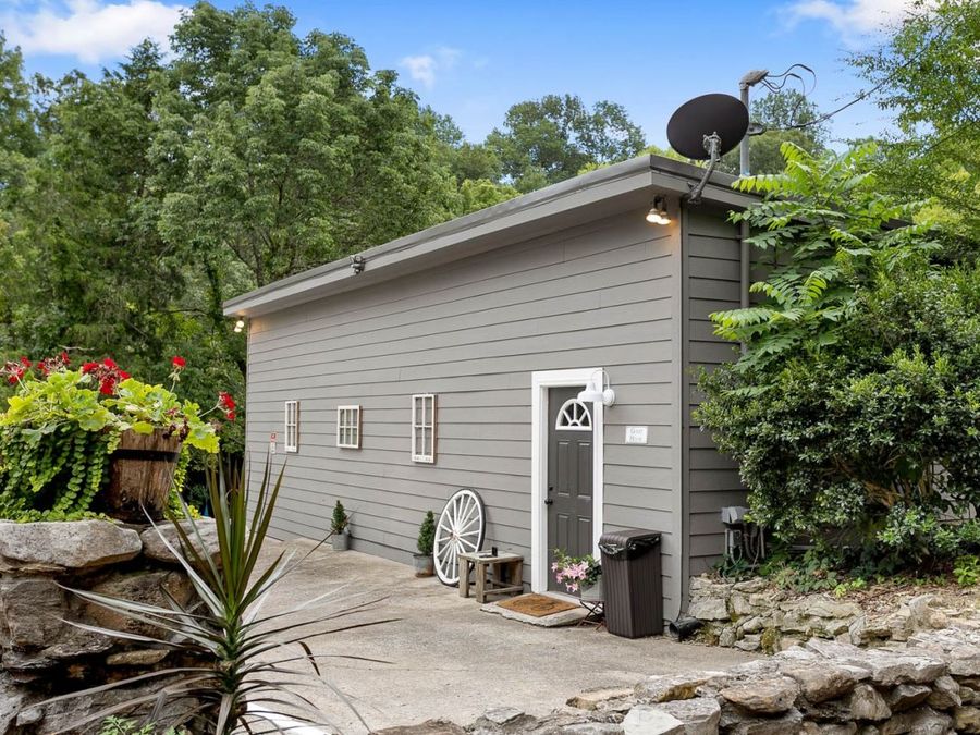 Property Image 36