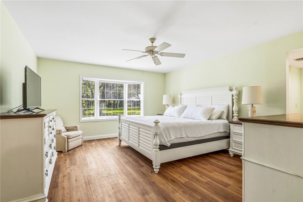 107 W Park Shores Circle, Unit 23W, Indian River Shores, FL 32963 Photo