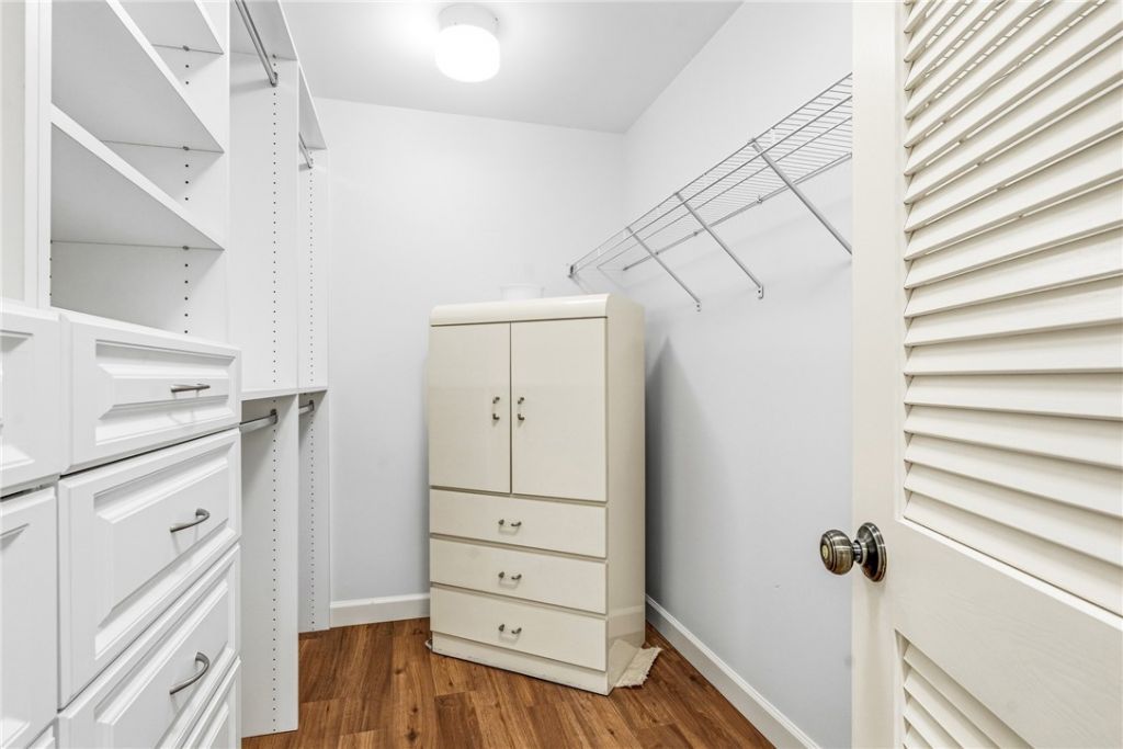 107 W Park Shores Circle, Unit 23W, Indian River Shores, FL 32963 Photo