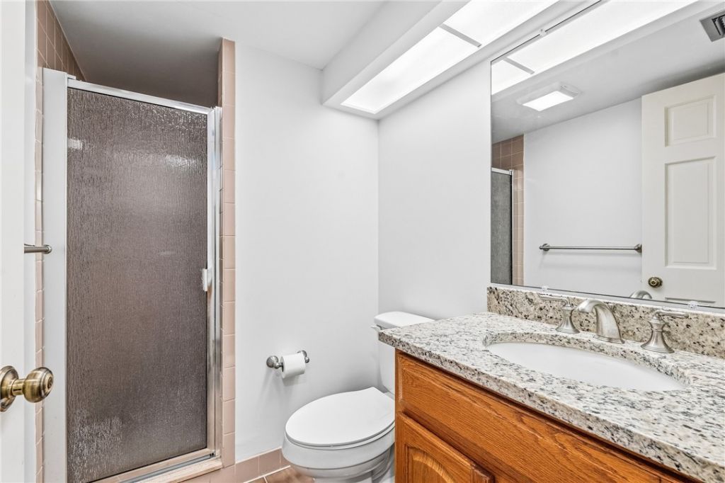107 W Park Shores Circle, Unit 23W, Indian River Shores, FL 32963 Photo