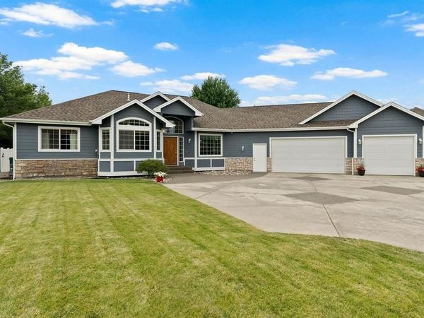 17110 E Daybreak Ln, Spokane Valley, WA 99016