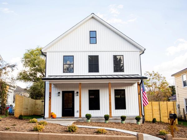 807 Grove ST , Bedford, VA 24523