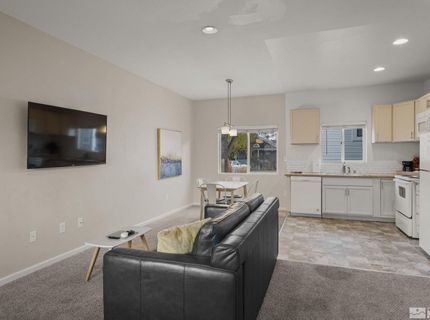 121 Caliente Street, Reno, NV 89509 Photo