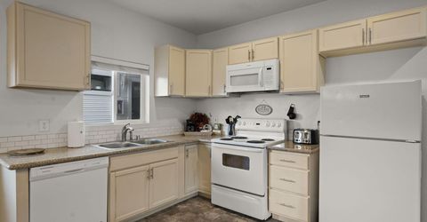121 Caliente Street, Reno, NV 89509 Photo