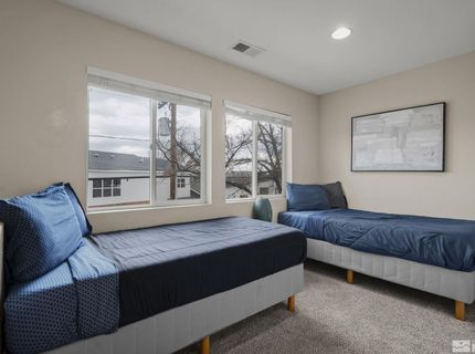 121 Caliente Street, Reno, NV 89509 Photo