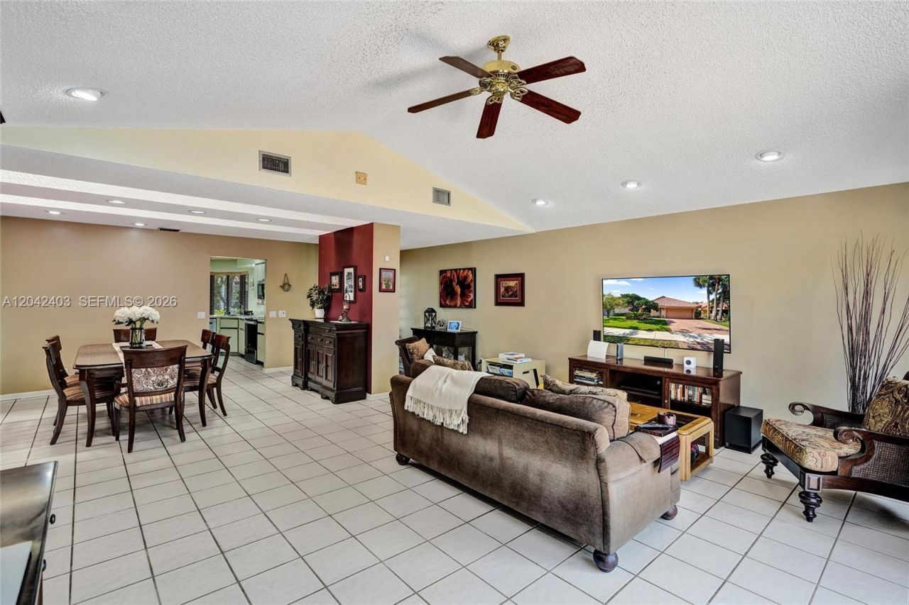 9355 NW 18th Pl, Plantation, FL 33322 Photo