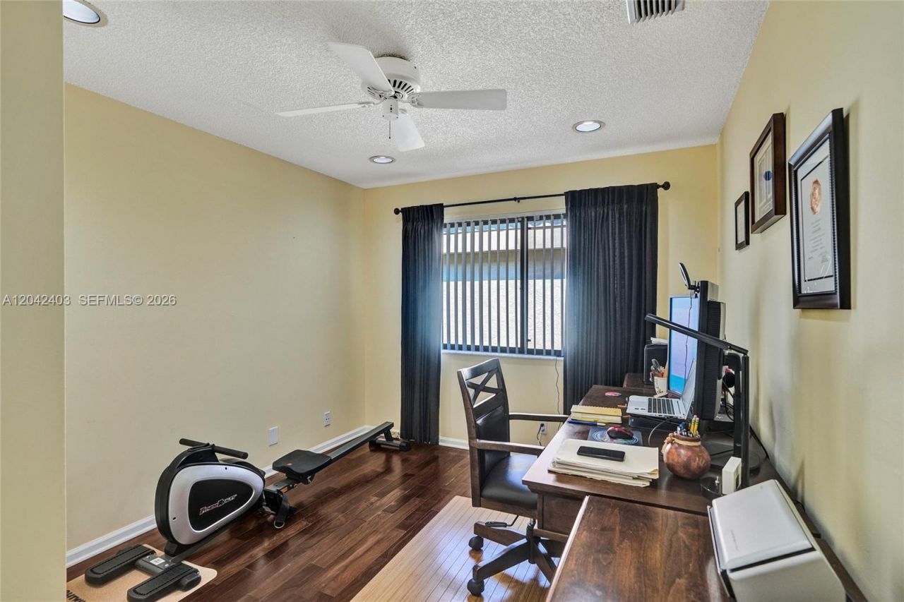 9355 NW 18th Pl, Plantation, FL 33322 Photo