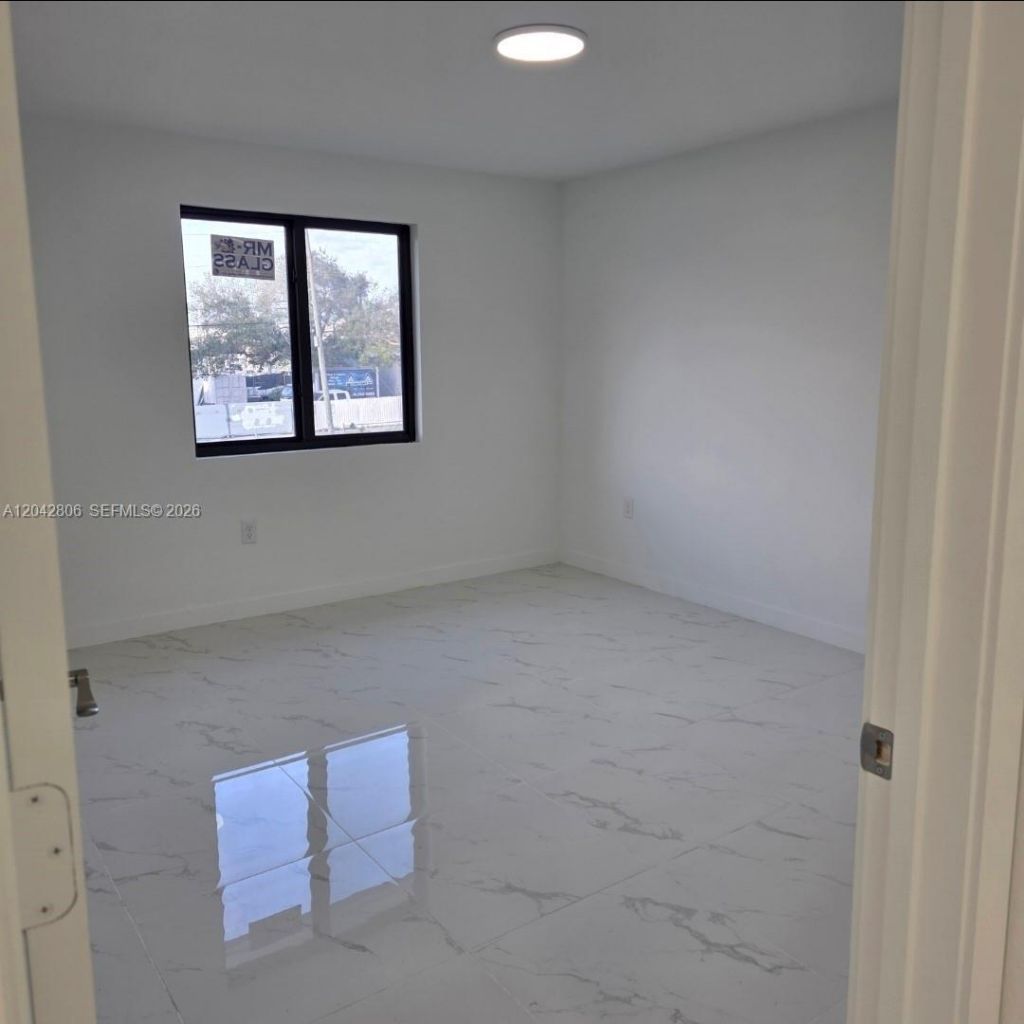 2729 NW 44 St , Unit 2729, Miami, FL 33142 Photo
