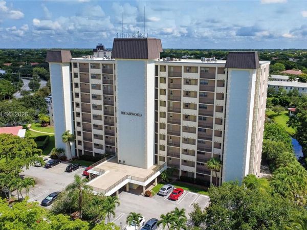 9101 W Sample Rd, Unit 306, Coral Springs, FL 33065
