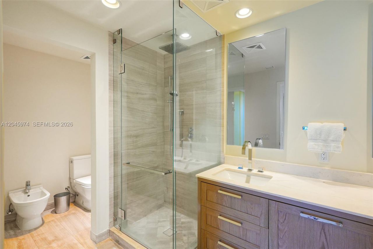 360 Ocean Dr, Unit 205S, Key Biscayne, FL 33149 Photo