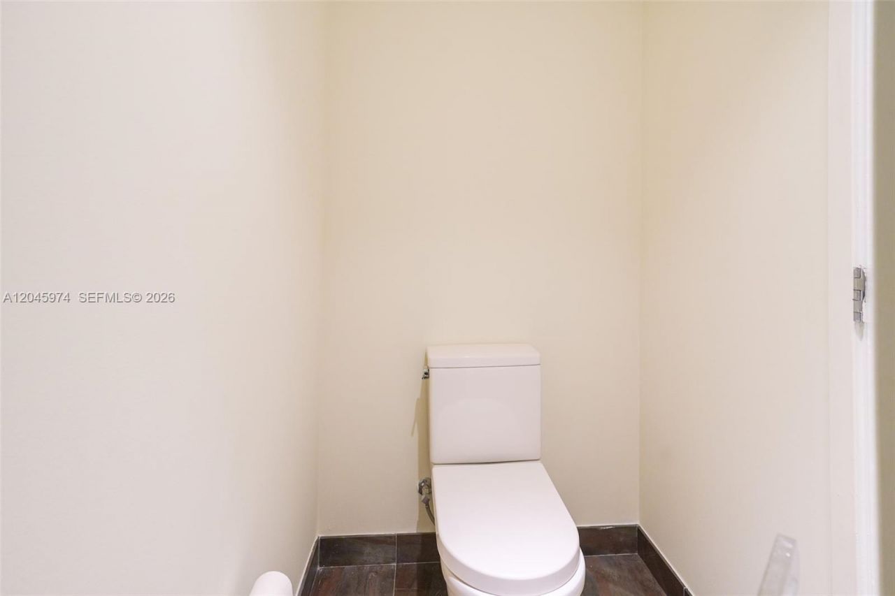 360 Ocean Dr, Unit 205S, Key Biscayne, FL 33149 Photo