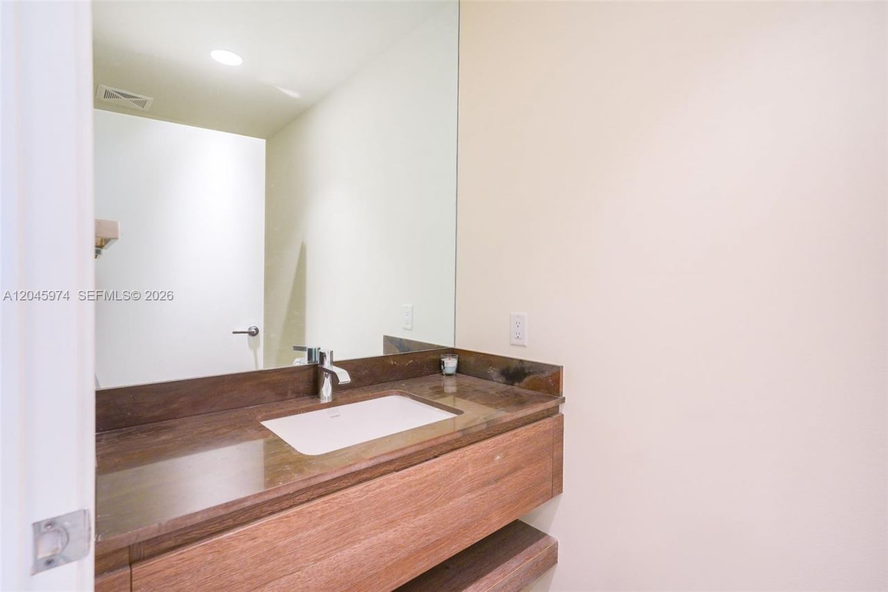360 Ocean Dr, Unit 205S, Key Biscayne, FL 33149 Photo