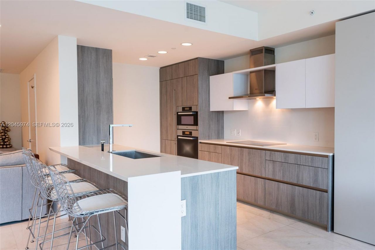 360 Ocean Dr, Unit 205S, Key Biscayne, FL 33149 Photo