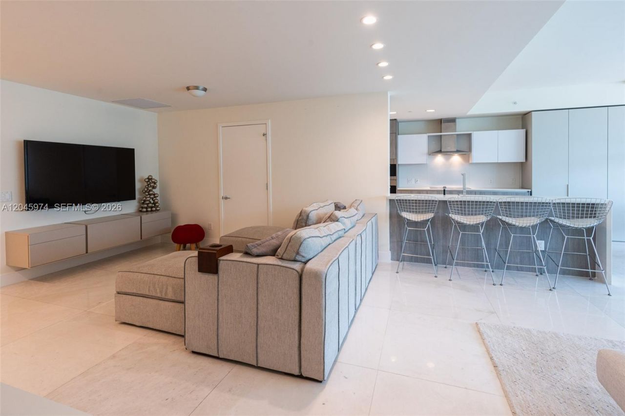 360 Ocean Dr, Unit 205S, Key Biscayne, FL 33149 Photo