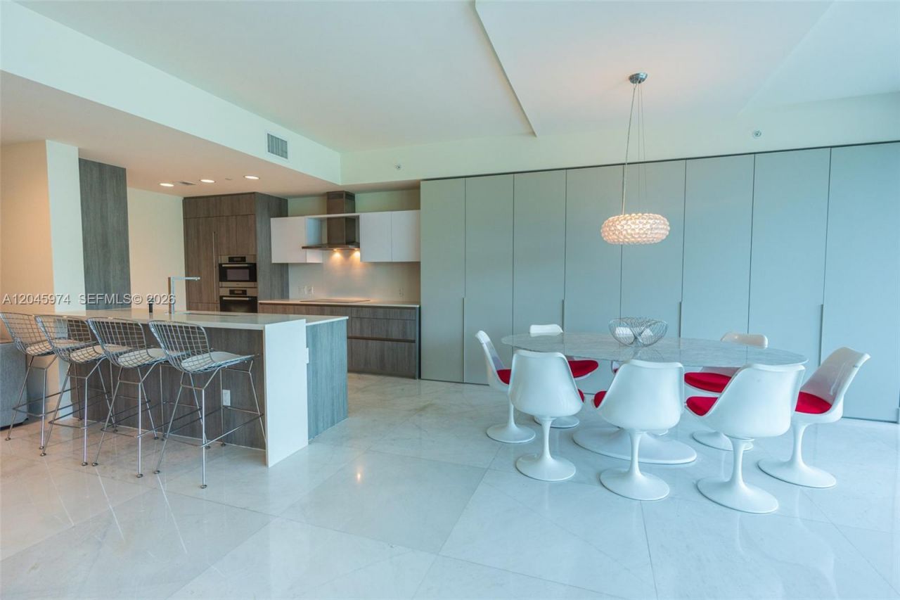 360 Ocean Dr, Unit 205S, Key Biscayne, FL 33149 Photo