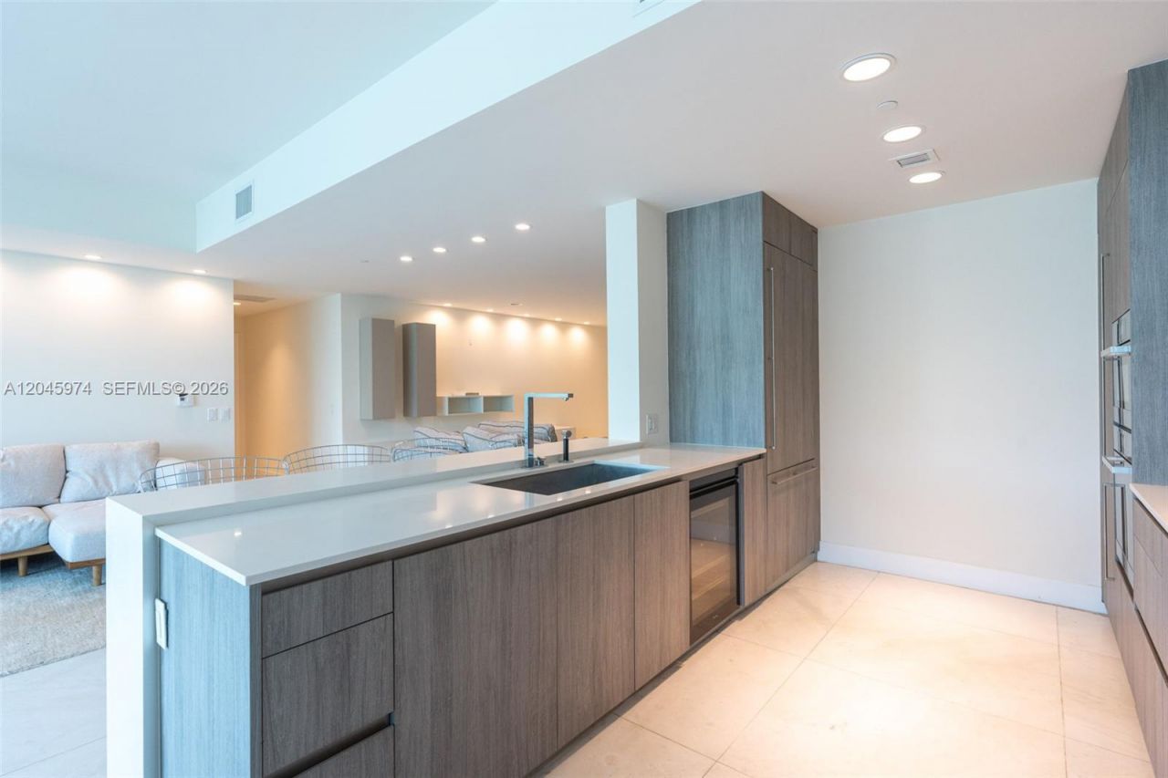 360 Ocean Dr, Unit 205S, Key Biscayne, FL 33149 Photo
