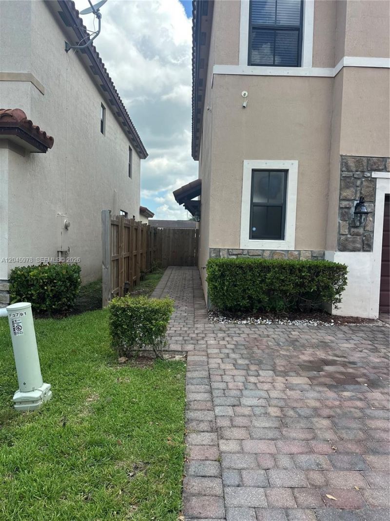 3797 NE 2nd St , Homestead, FL 33033 Photo