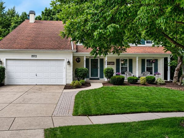 1572 Marquette Avenue, Naperville, IL 60565