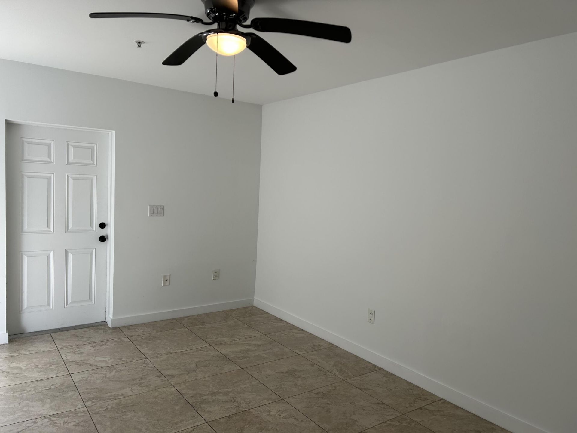 661 NW 21st Terrace, Unit A-d, Fort Lauderdale, FL 33311 Photo