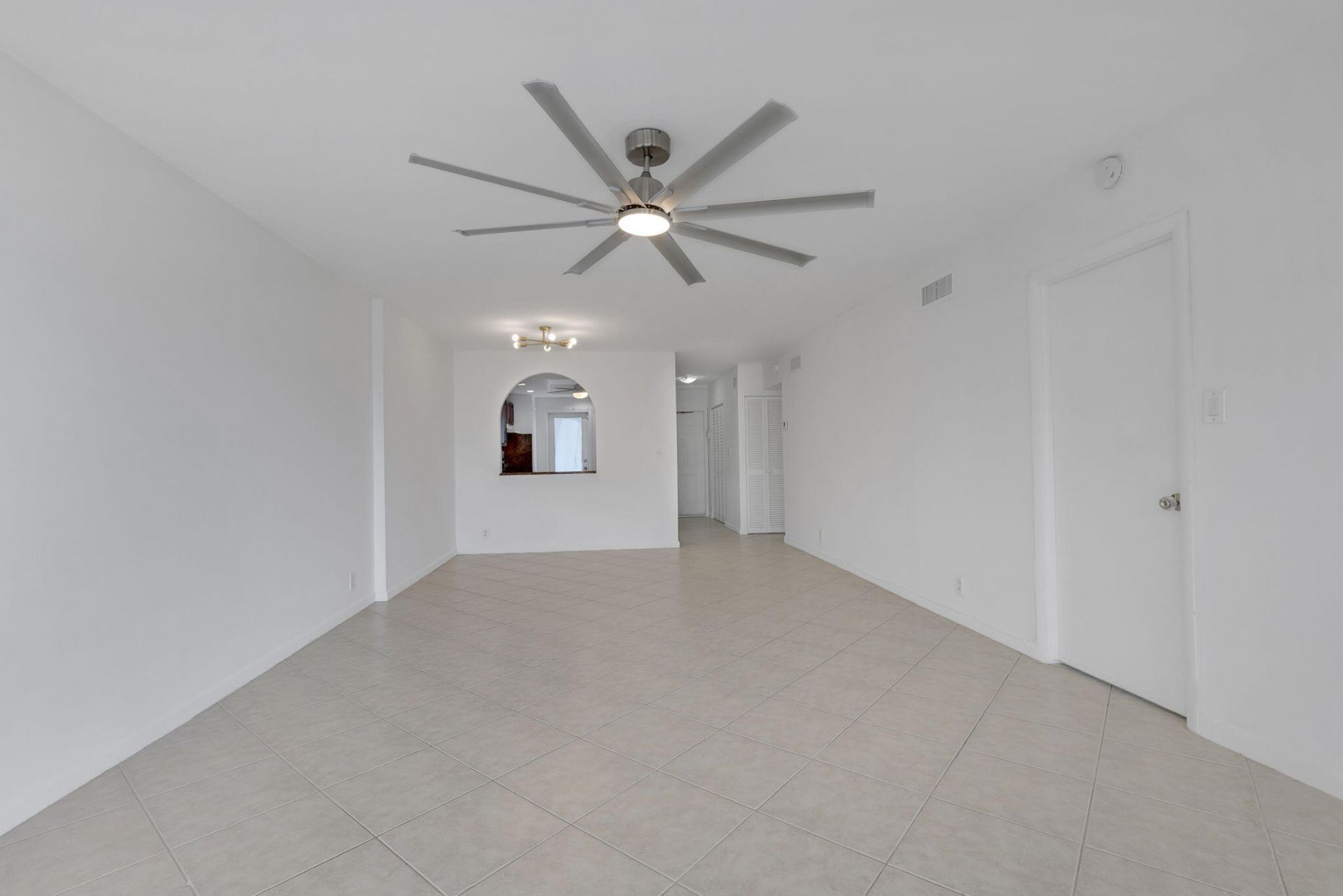 750 N Ocean Boulevard, Unit 1904, Pompano Beach, FL 33062 Photo