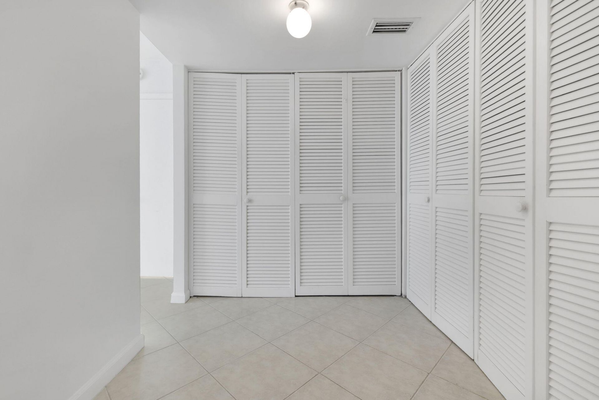 750 N Ocean Boulevard, Unit 1904, Pompano Beach, FL 33062 Photo