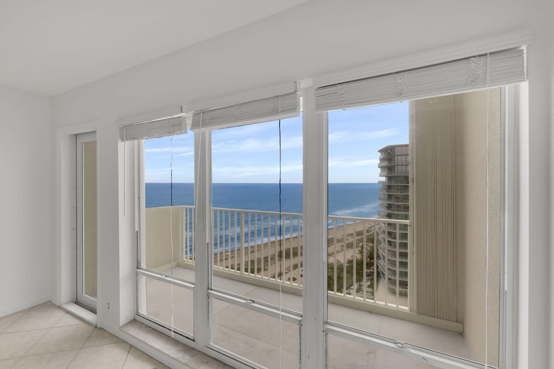750 N Ocean Boulevard, Unit 1904, Pompano Beach, FL 33062 Photo