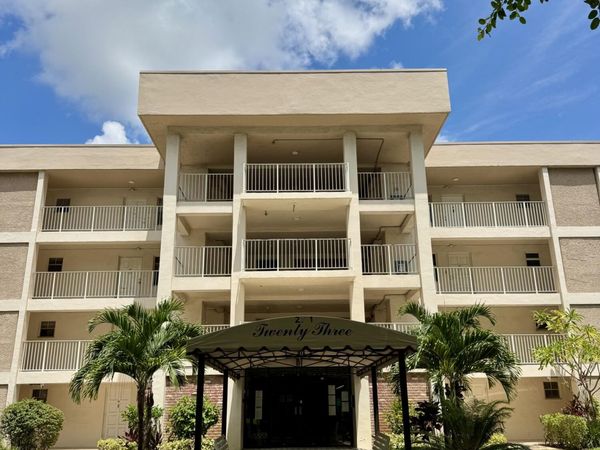 2601 S Course Drive, Unit 401, Pompano Beach, FL 33069