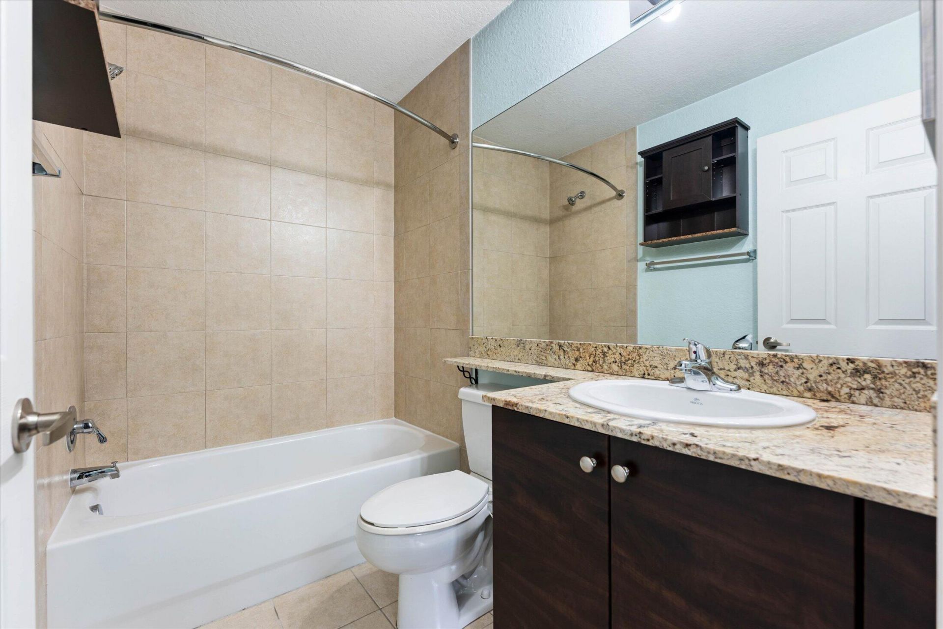 131 NW 2nd Avenue, Unit 3, Hallandale, FL 33009 Photo