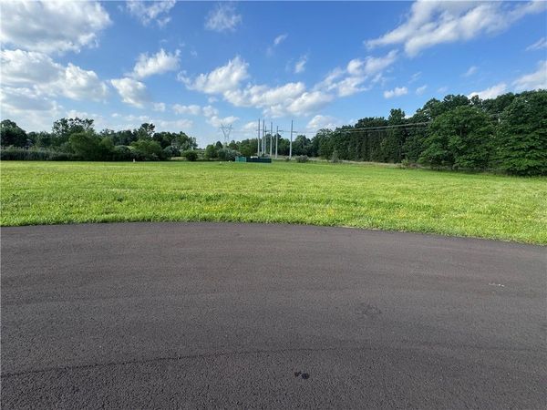 Lot 13 Crosswinds Rd, New Castle, PA 16102