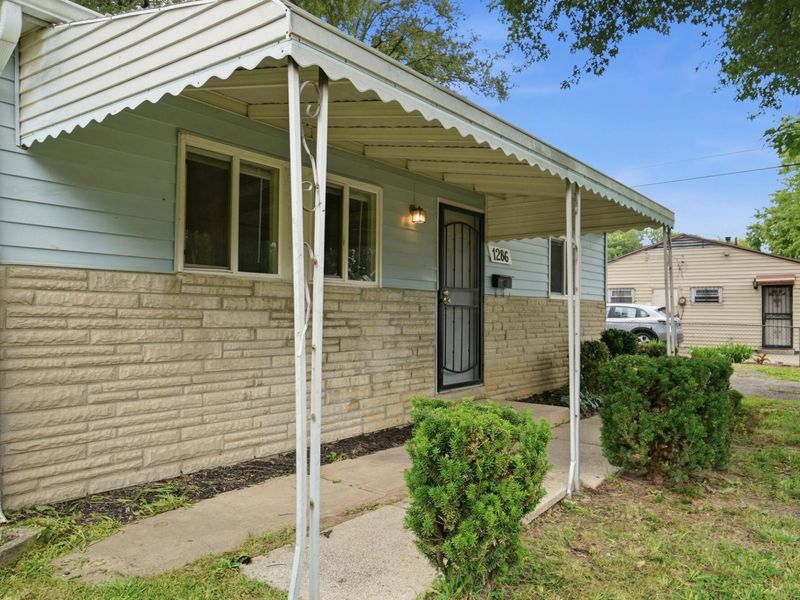 1286 Southfield Drive S, Columbus, OH 43207 Photo 2