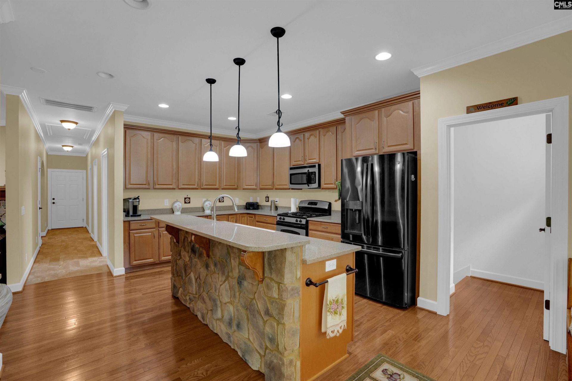 152 Summer Breeze Drive  Photo 10