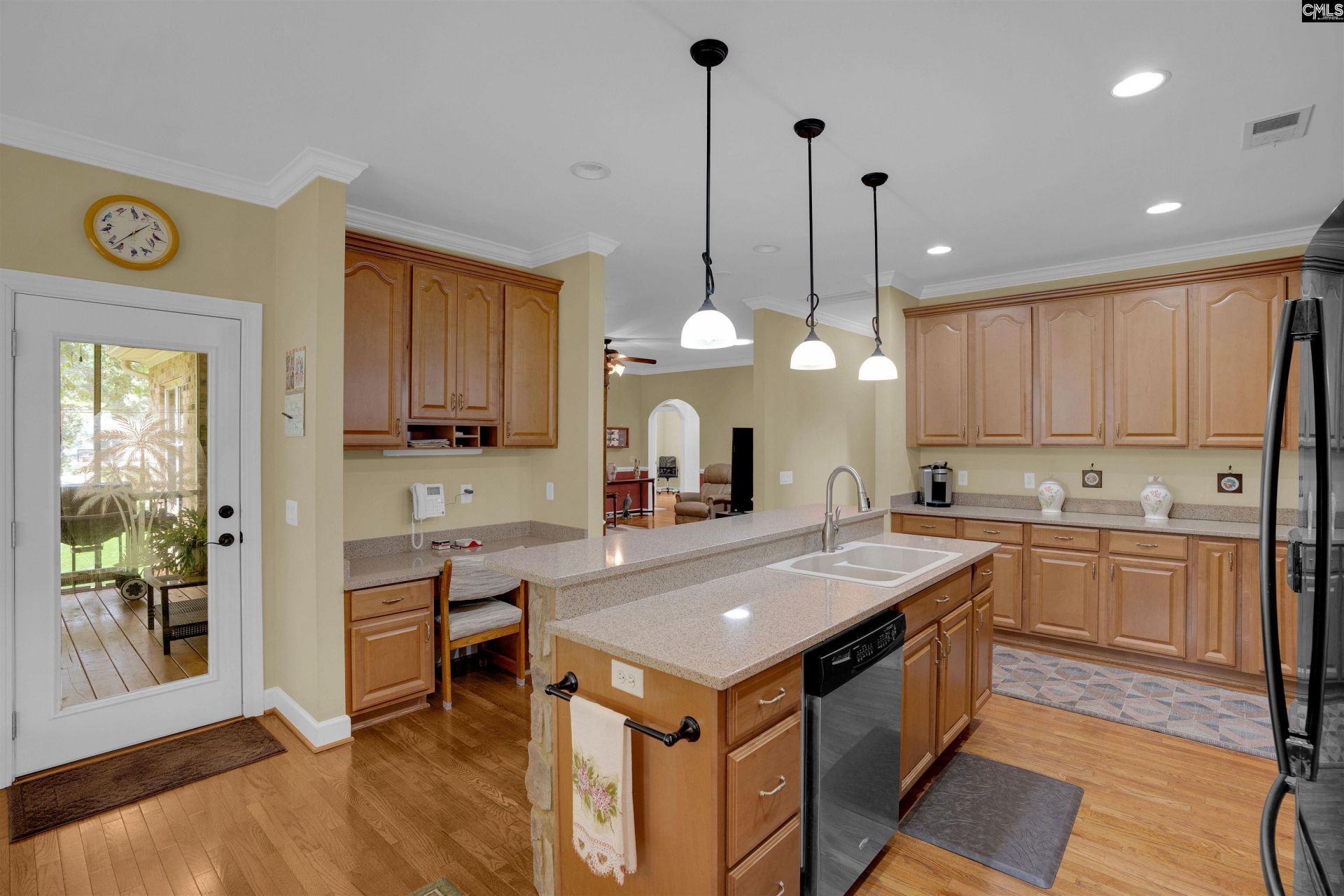 152 Summer Breeze Drive  Photo 11