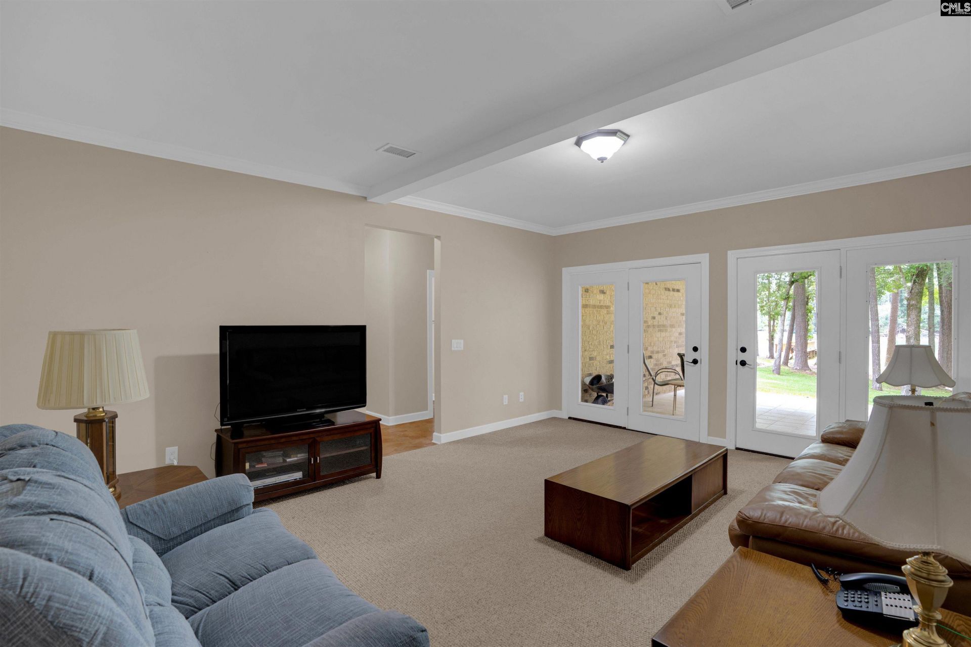 152 Summer Breeze Drive  Photo 33