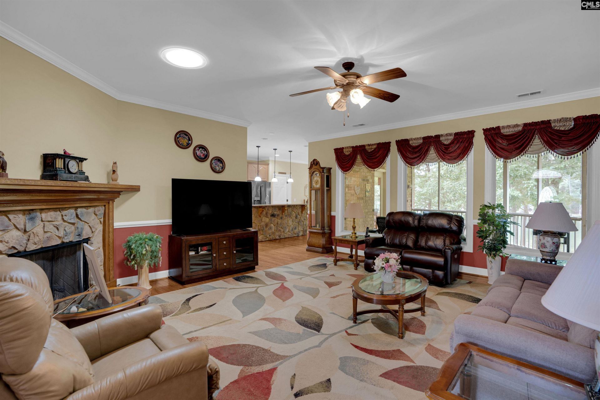 152 Summer Breeze Drive  Photo 6